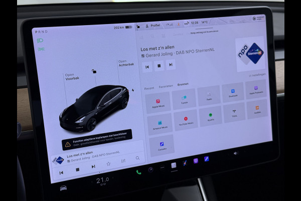Tesla Model 3 SR+ 325PK LFP-Accu SOH 95% AutoPilot Leer Pano-Dak Adaptive Cruise Camera's Elektr.-Stuur+Stoelen+Spiegels+Geheugen+Easy-Entry+V Ecc Navi Led DAB Voorverwarmen interieur via App Keyless One-Pedal-Drive 1e Eigenaar Origineel Nederlandse Auto Fabrieksgarantie op Accu en motor tot 8-12-2028