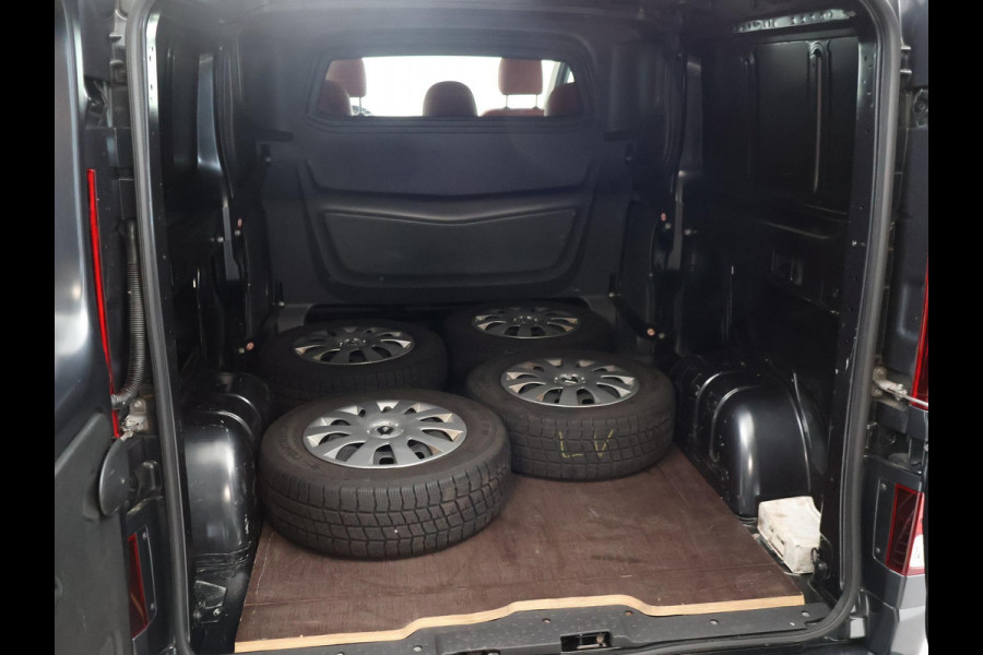 Renault Trafic 2.0 DCI L2H1 DUBBEL CABINE + ROOD LEDER | LMV | PREMIUM AUDIO | APPLE CARPLAY | LED | NAVIGATIE | DAB