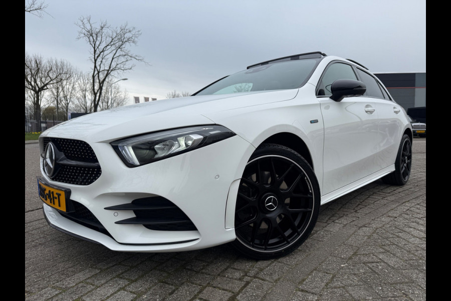 Mercedes-Benz A-Klasse 250 e HYBRID 2021 262PK AMG Limited VOL-LUXE PANO