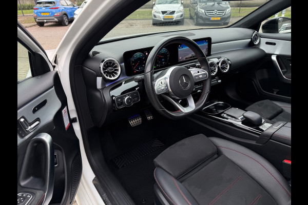Mercedes-Benz A-Klasse 250 e HYBRID 2021 262PK AMG Limited VOL-LUXE PANO