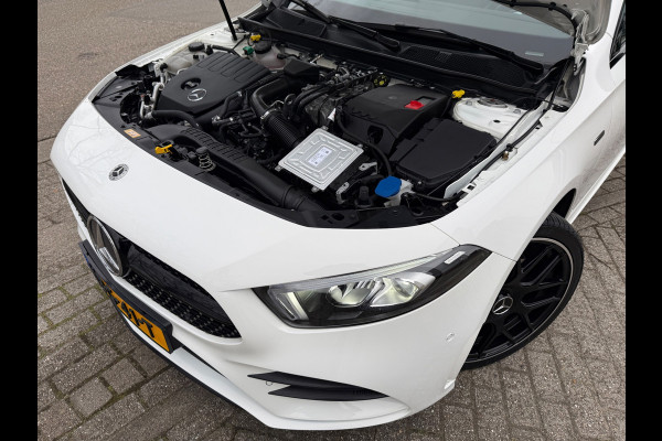 Mercedes-Benz A-Klasse 250 e HYBRID 2021 262PK AMG Limited VOL-LUXE PANO