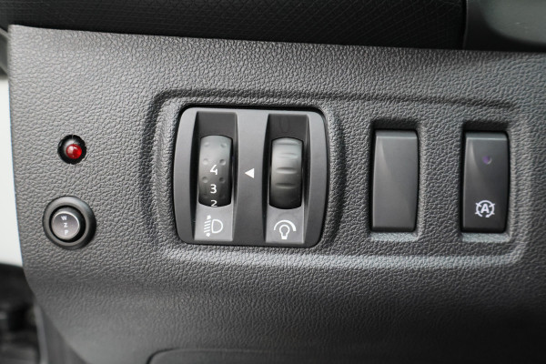 Renault Clio 0.9 TCe Limited Cruise, Apple Carplay, Keyless, PDC, 16"