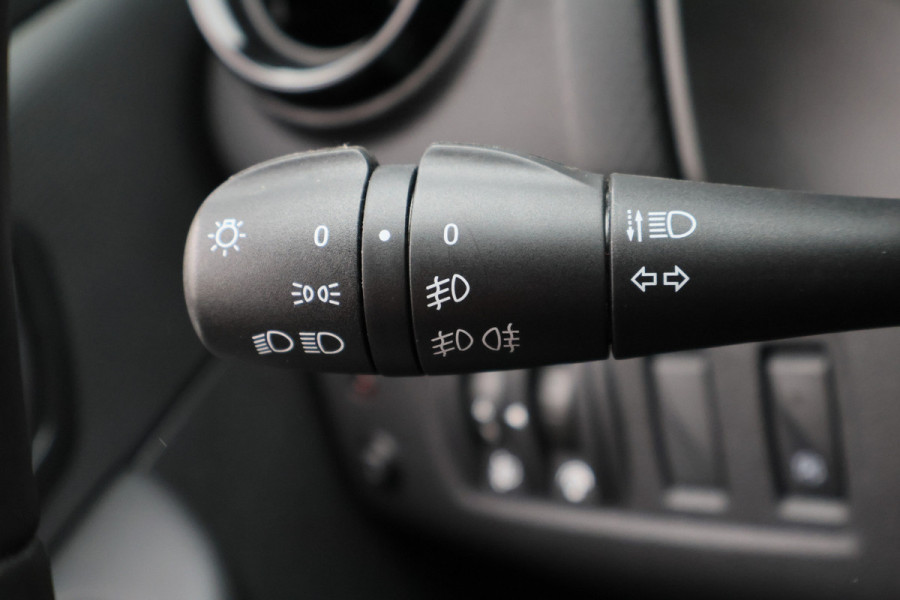 Renault Clio 0.9 TCe Limited Cruise, Apple Carplay, Keyless, PDC, 16"