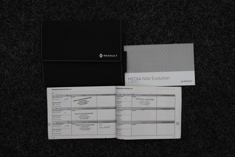 Renault Clio 0.9 TCe Limited Cruise, Apple Carplay, Keyless, PDC, 16"