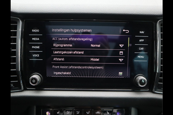 Škoda Kodiaq 1.5 TSI Business Edition Navi / Pano / DSG / Trekhaak /