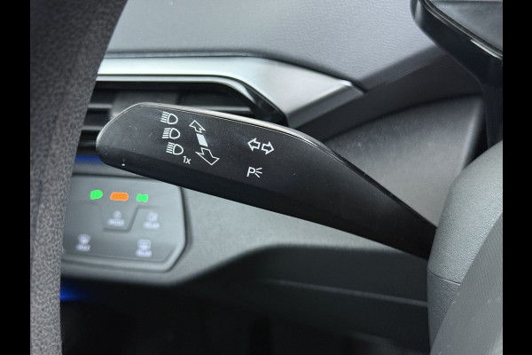 Volkswagen ID.4 82kWh SOH 95% Trekhaak Navi Ecc Adap.Cruise Apple Carplay Android Auto Pdc Pro Edition Led Lmv Isofix DAB Wifi Bluetooth Rijstrooksensor 1.000KG Trekgewicht 1e Eigenaar Origineel Nederlandse Auto