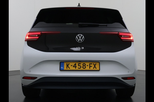 Volkswagen ID.3 First Plus 62kWh Soh92% Trekhaak Camera Navi-Pro Ecc Adap.Cruise Stuur+Stoelverwarming Apple Carplay Android Auto Pdc Bluetooth Keyless Advanced Matrix Led Rijstrooksensor IQ Drive 1e Eigenaar Origineel Nederlandse Auto