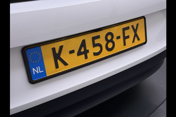 Volkswagen ID.3 First Plus 62kWh Soh92% Trekhaak Camera Navi-Pro Ecc Adap.Cruise Stuur+Stoelverwarming Apple Carplay Android Auto Pdc Bluetooth Keyless Advanced Matrix Led Rijstrooksensor IQ Drive 1e Eigenaar Origineel Nederlandse Auto