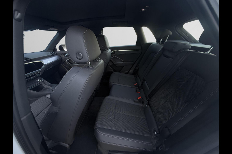 Audi Q3 35 TFSI 150PK|3x S Line|Black Optic| Virtual Cockpit| LED|Pano | Apple CarPlay|BTW Auto