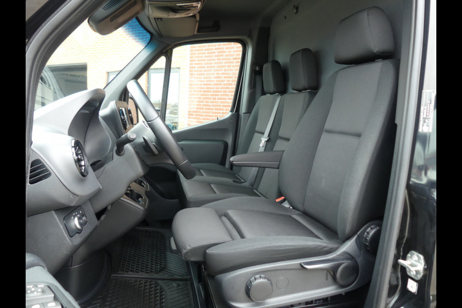 Mercedes-Benz Sprinter 215 CDI L1H1 Camera/Navigatie/PDC/Cruise control