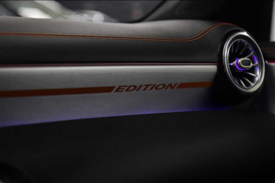 Mercedes-Benz CLA-Klasse 220 ORANJE Edition AMG Line PANO/BURM/LANEASSIST/SFEER/CAM/BOMVOLL