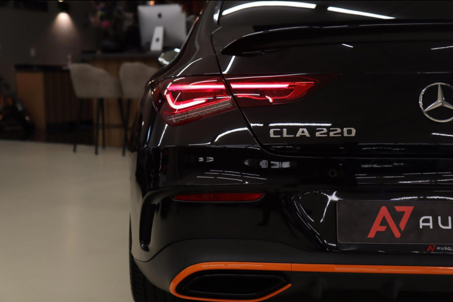 Mercedes-Benz CLA-Klasse 220 ORANJE Edition AMG Line PANO/BURM/LANEASSIST/SFEER/CAM/BOMVOLL