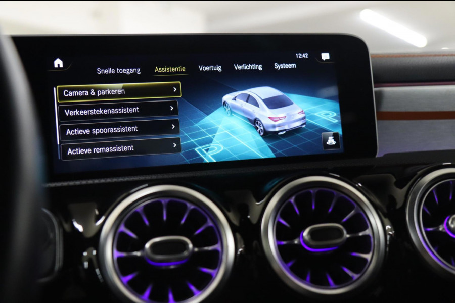 Mercedes-Benz CLA-Klasse 220 ORANJE Edition AMG Line PANO/BURM/LANEASSIST/SFEER/CAM/BOMVOLL