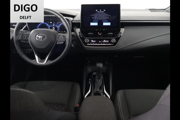 Toyota Corolla HYBRID 140 BUSINESS BLACK ED. GARANTIE 5-2035* 15.000 KM!!! STOEL -EN STUURVERWARMNG . CAMERA . KEYLESS START/STOP . APPLE CARPLAY & ANDROID AUTO