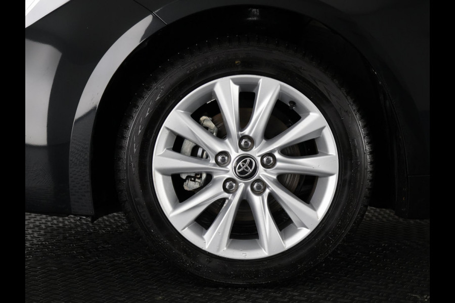 Toyota Corolla HYBRID 140 BUSINESS BLACK ED. GARANTIE 5-2035* 15.000 KM!!! STOEL -EN STUURVERWARMNG . CAMERA . KEYLESS START/STOP . APPLE CARPLAY & ANDROID AUTO