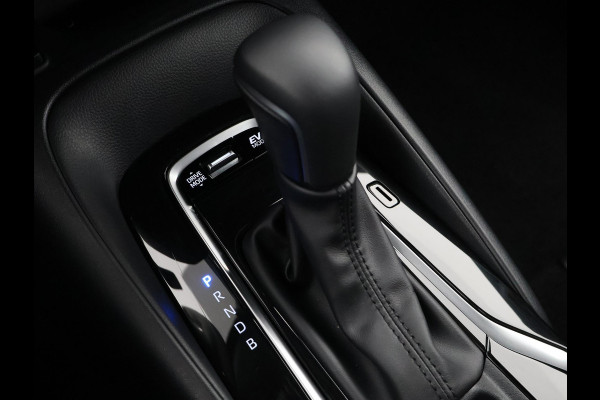 Toyota Corolla HYBRID 140 BUSINESS BLACK ED. GARANTIE 5-2035* 15.000 KM!!! STOEL -EN STUURVERWARMNG . CAMERA . KEYLESS START/STOP . APPLE CARPLAY & ANDROID AUTO