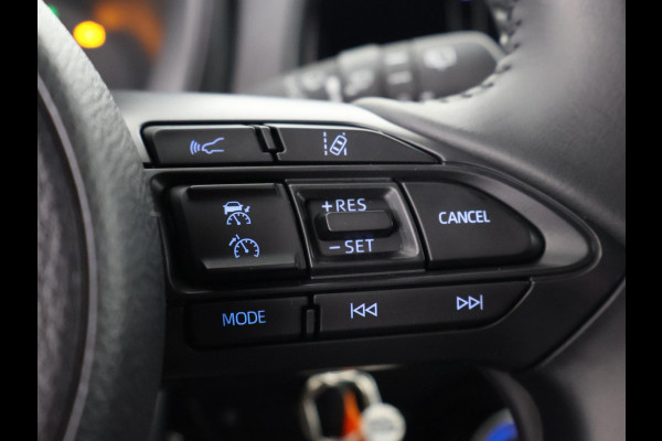 Toyota Aygo X 1.0 VVT-i PULSE PACK BI-TONE GARANTIE 3-2035! CARPLAY NAVI.STOELVERWARMING. ADAPTIVE CRUISE CONTROLL