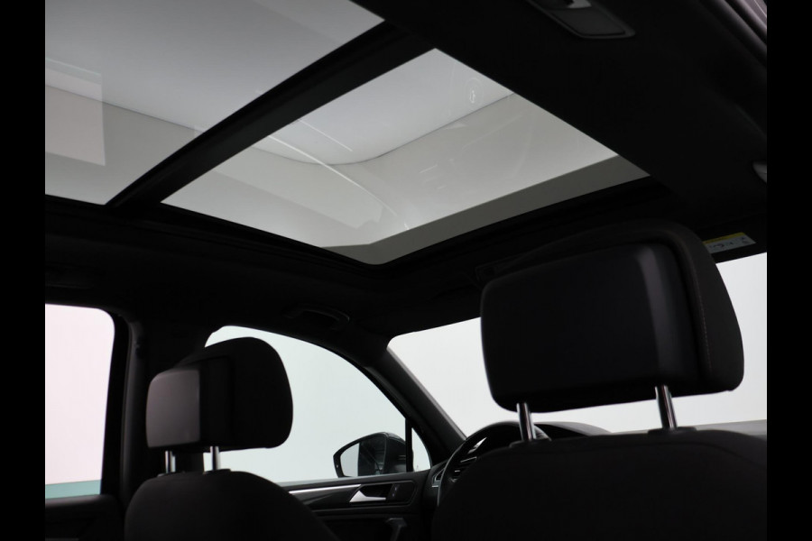 Volkswagen Tiguan 1.5 TSI ACT DSG R-LINE HIGHLINE + PANORAMA | 20 INCH | VIRTUAL | MASSAGE | ADAPTIVE | CAMERA