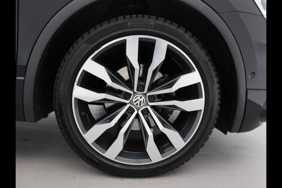 Volkswagen Tiguan 1.5 TSI ACT DSG R-LINE HIGHLINE + PANORAMA | 20 INCH | VIRTUAL | MASSAGE | ADAPTIVE | CAMERA