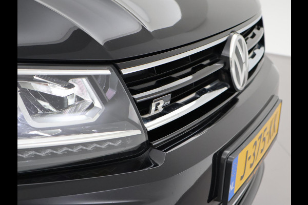 Volkswagen Tiguan 1.5 TSI ACT DSG R-LINE HIGHLINE + PANORAMA | 20 INCH | VIRTUAL | MASSAGE | ADAPTIVE | CAMERA