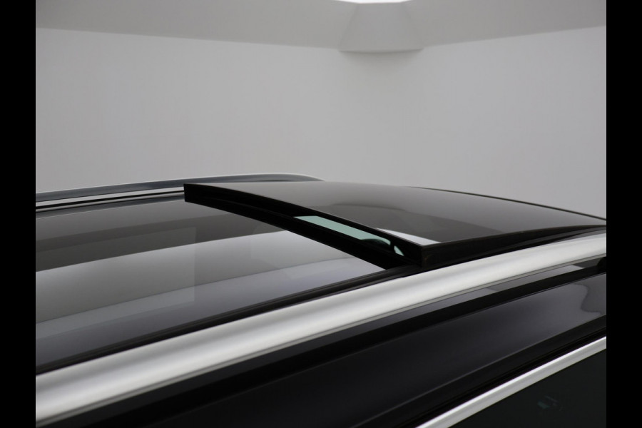 Volkswagen Tiguan 1.5 TSI ACT DSG R-LINE HIGHLINE + PANORAMA | 20 INCH | VIRTUAL | MASSAGE | ADAPTIVE | CAMERA