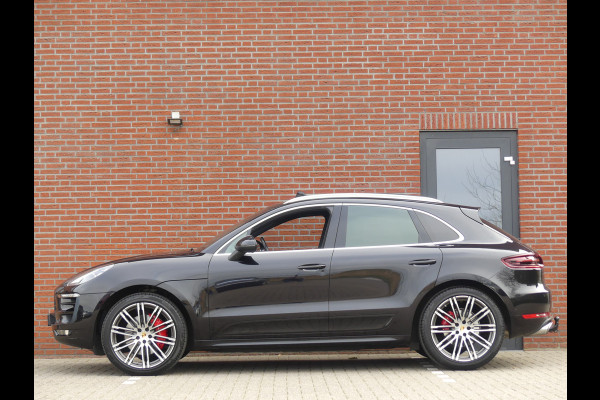 Porsche Macan 3.0 GTS Luchtvering/Pano/Trekhaak/Sportchrono