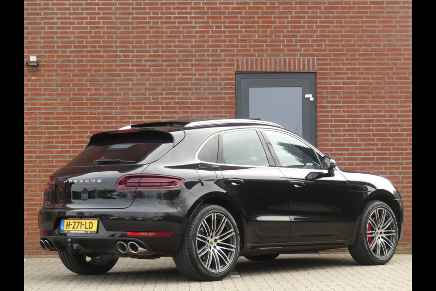 Porsche Macan 3.0 GTS Luchtvering/Pano/Trekhaak/Sportchrono