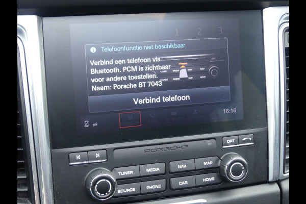 Porsche Macan 3.0 GTS Luchtvering/Pano/Trekhaak/Sportchrono