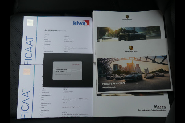 Porsche Macan 3.0 GTS Luchtvering/Pano/Trekhaak/Sportchrono