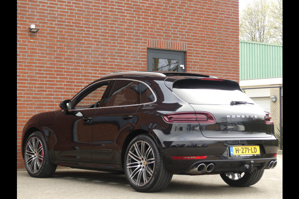 Porsche Macan 3.0 GTS Luchtvering/Pano/Trekhaak/Sportchrono