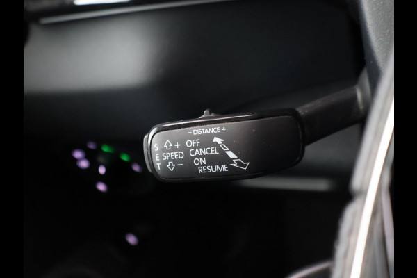 Škoda Karoq 1.5 TSI ACT 150 PK DSG SPORTLINE + CANTON AUDIO | STEEL GREY | CAMERA | 19 INCH | VIRTUAL | SFEER