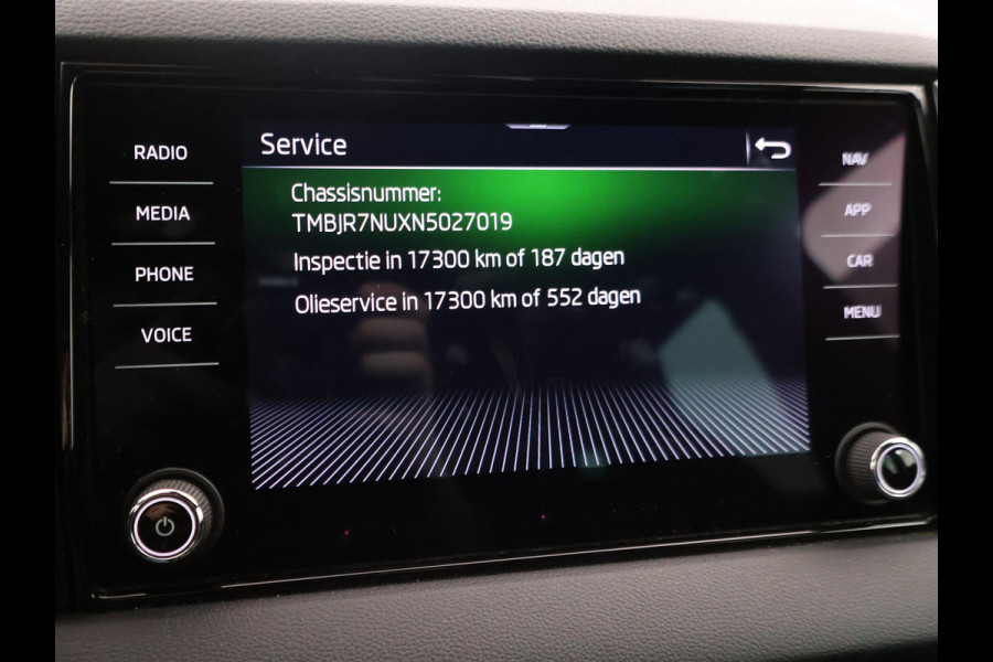 Škoda Karoq 1.5 TSI ACT 150 PK DSG SPORTLINE + CANTON AUDIO | STEEL GREY | CAMERA | 19 INCH | VIRTUAL | SFEER