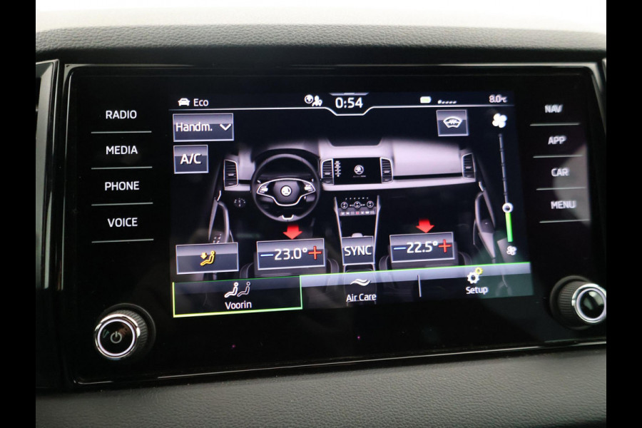 Škoda Karoq 1.5 TSI ACT 150 PK DSG SPORTLINE + CANTON AUDIO | STEEL GREY | CAMERA | 19 INCH | VIRTUAL | SFEER