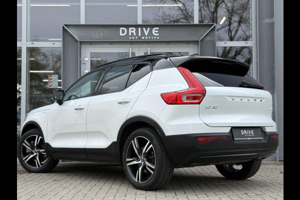 Volvo XC40 1.5 T4 Recharge R-Design |Pano|H/K|Winterpakket|360Cam|Trekhaak