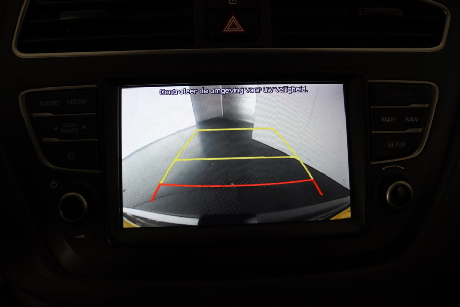 Hyundai i20 1.0 T-GDI AUTOMAAT NAVIGATIE ***AANBIEDING VAN 2019 !!**CAMERA.PDC.CLIMA.CRUISE.