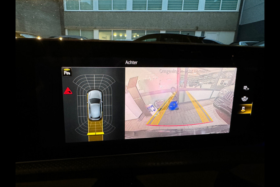 Mercedes-Benz A-Klasse 250 AMG Edition Premium+ Pano|Keyless|Camera|