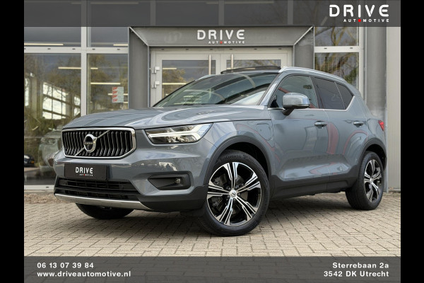 Volvo XC40 1.5 T5 Recharge Inscription |Pano|H/K|360CAM|Leer|Memory|PilotAssist|Trekhaak|Thunder Grey