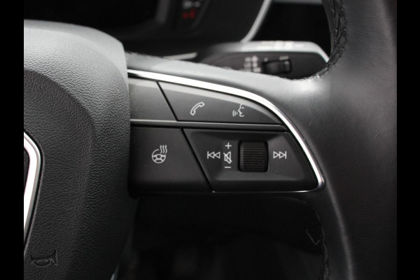 Audi Q3 45 TFSI e 245pk S-Line Plus PHEV | Navigatie | Apple Carplay/Android auto | Climate Control | Adaptive Cruise Control | Electrisch bedienbare achterklep | Lichtmetalen Velgen