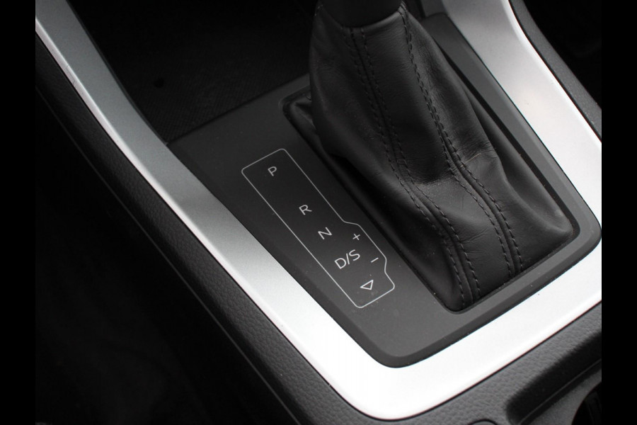 Audi Q3 45 TFSI e 245pk S-Line Plus PHEV | Navigatie | Apple Carplay/Android auto | Climate Control | Adaptive Cruise Control | Electrisch bedienbare achterklep | Lichtmetalen Velgen