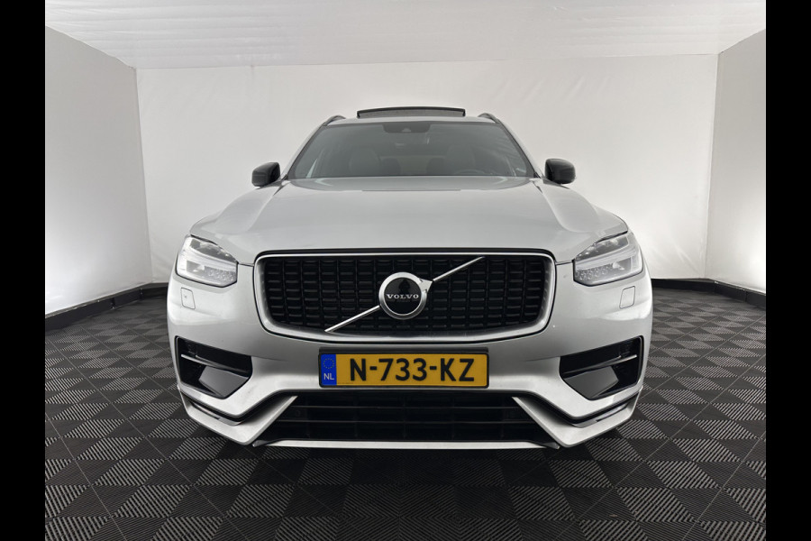 Volvo XC90 2.0 B5 AWD Inscription R-Design Intro Edition [7-Pers.] Aut. *PANO | LEATHER-ALCANTARA | FULL-LED | MEMORY-PACK | BOWERS&WILKINS | BLINDSPOT | KEYLESS | DIGI-COCKPIT | NAVI-FULLMAP | PRIVACYGLASS | HEATED-SPORTSEATS | TOWBAR | 20''ALU*