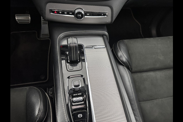 Volvo XC90 2.0 B5 AWD Inscription R-Design Intro Edition [7-Pers.] Aut. *PANO | LEATHER-ALCANTARA | FULL-LED | MEMORY-PACK | BOWERS&WILKINS | BLINDSPOT | KEYLESS | DIGI-COCKPIT | NAVI-FULLMAP | PRIVACYGLASS | HEATED-SPORTSEATS | TOWBAR | 20''ALU*