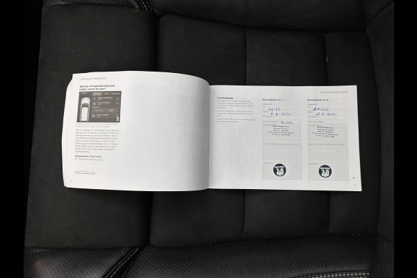 Volvo XC90 2.0 B5 AWD Inscription R-Design Intro Edition [7-Pers.] Aut. *PANO | LEATHER-ALCANTARA | FULL-LED | MEMORY-PACK | BOWERS&WILKINS | BLINDSPOT | KEYLESS | DIGI-COCKPIT | NAVI-FULLMAP | PRIVACYGLASS | HEATED-SPORTSEATS | TOWBAR | 20''ALU*