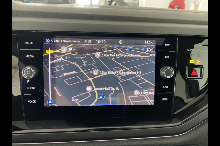 Volkswagen Polo 1.0 TSI R-Line Business DSG Panoramadak / Camera /Carplay / Navigatie / IQ Light