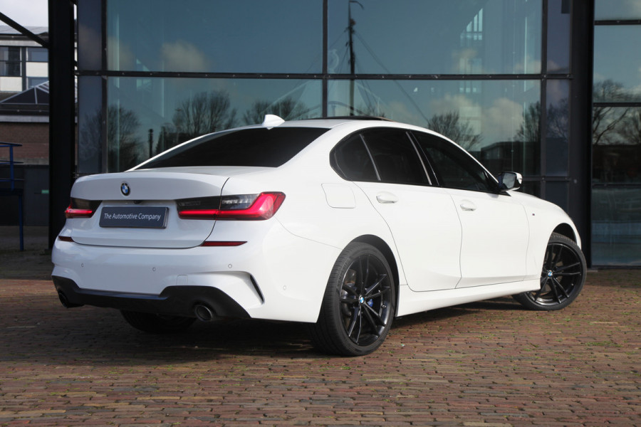 BMW 3-serie 330e M Sport |Head-Up|H&K|Pano|Laser|Driving ass|