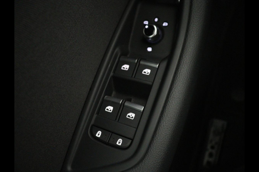 Audi A4 Avant 35 TFSI Pro Line | Automaat | Cruise Control | Elektrische achterklep | Carplay | Climate Control | 1e eigenaar