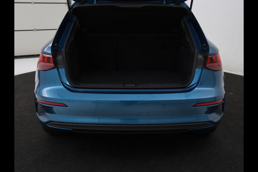 Audi A3 Sportback 30 TFSI Advanced edition | Automaat | Adaptive Cruise | Full LED | Virtual Cockpit | Carplay | Navigatie | Camera