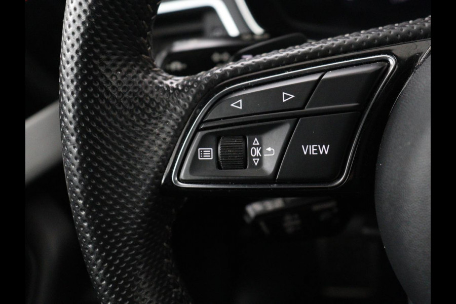 Audi A4 Limousine 35 TDI Launch edition Sport | Panoramadak | 360 Camera | Trekhaak | Adaptive Cruise | Carplay | Climate Control | LED