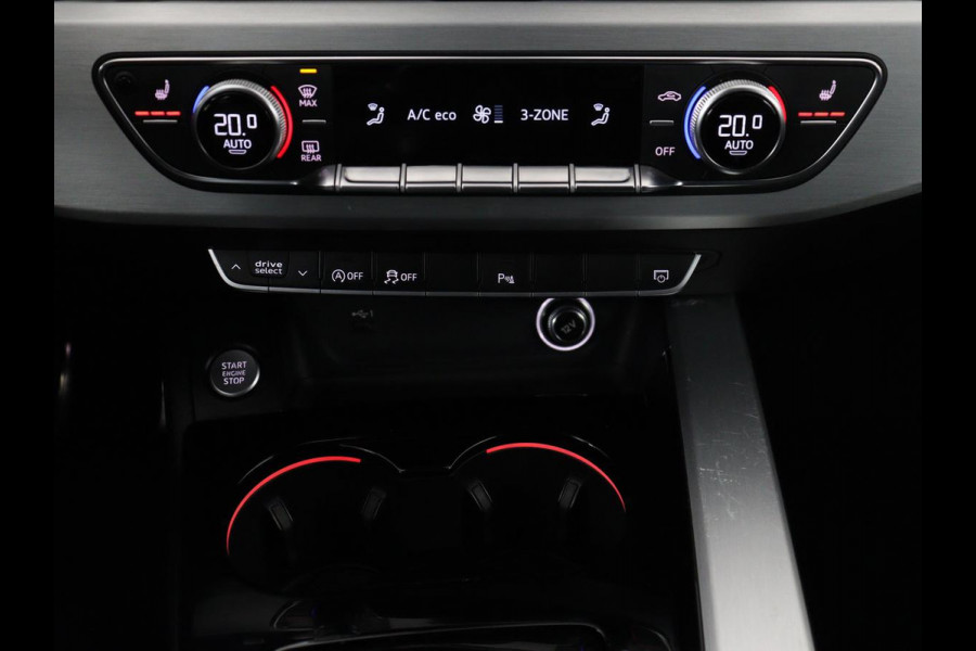 Audi A4 Limousine 35 TDI Launch edition Sport | Panoramadak | 360 Camera | Trekhaak | Adaptive Cruise | Carplay | Climate Control | LED