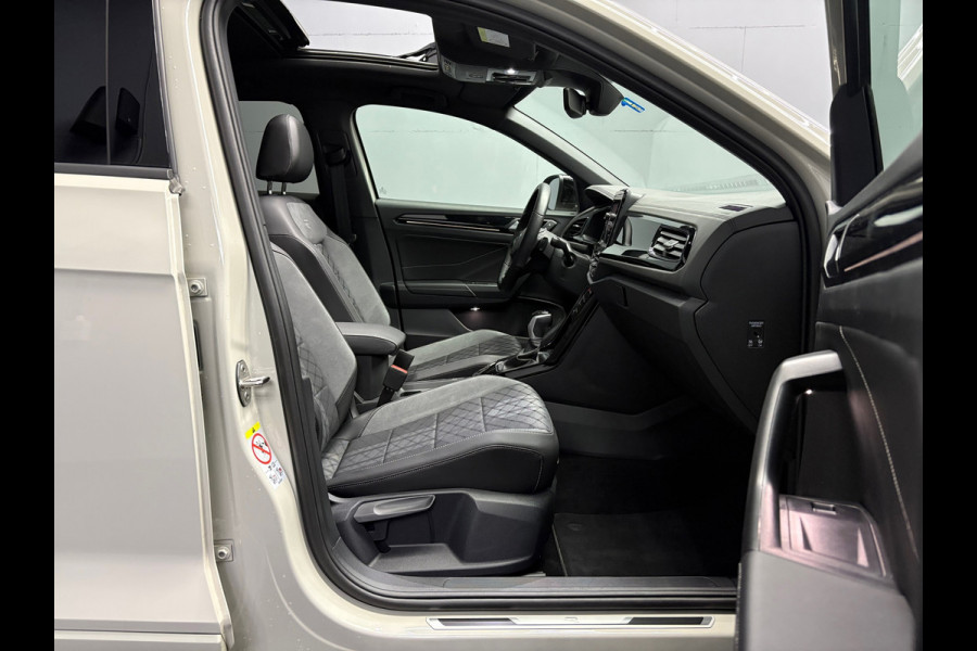 Volkswagen T-Roc 1.5 TSI R-Line PANO 2025