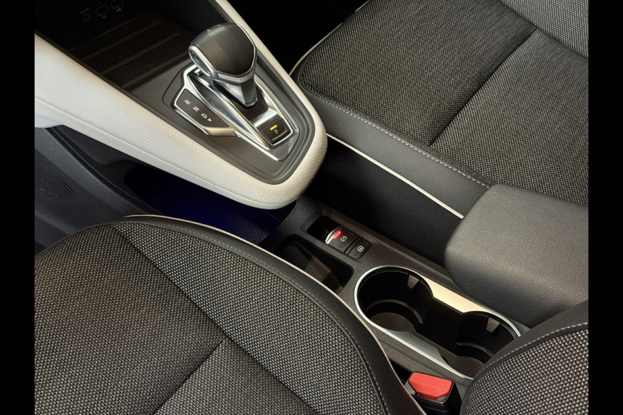 Renault Captur 1.3 TCe 130 Edition One Groot Navi | Bose | 18" | Camera | Stoel & Stuur verwarming 100% Dealer Onderhouden!